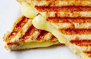 Kaşarlı Tost Makinesi